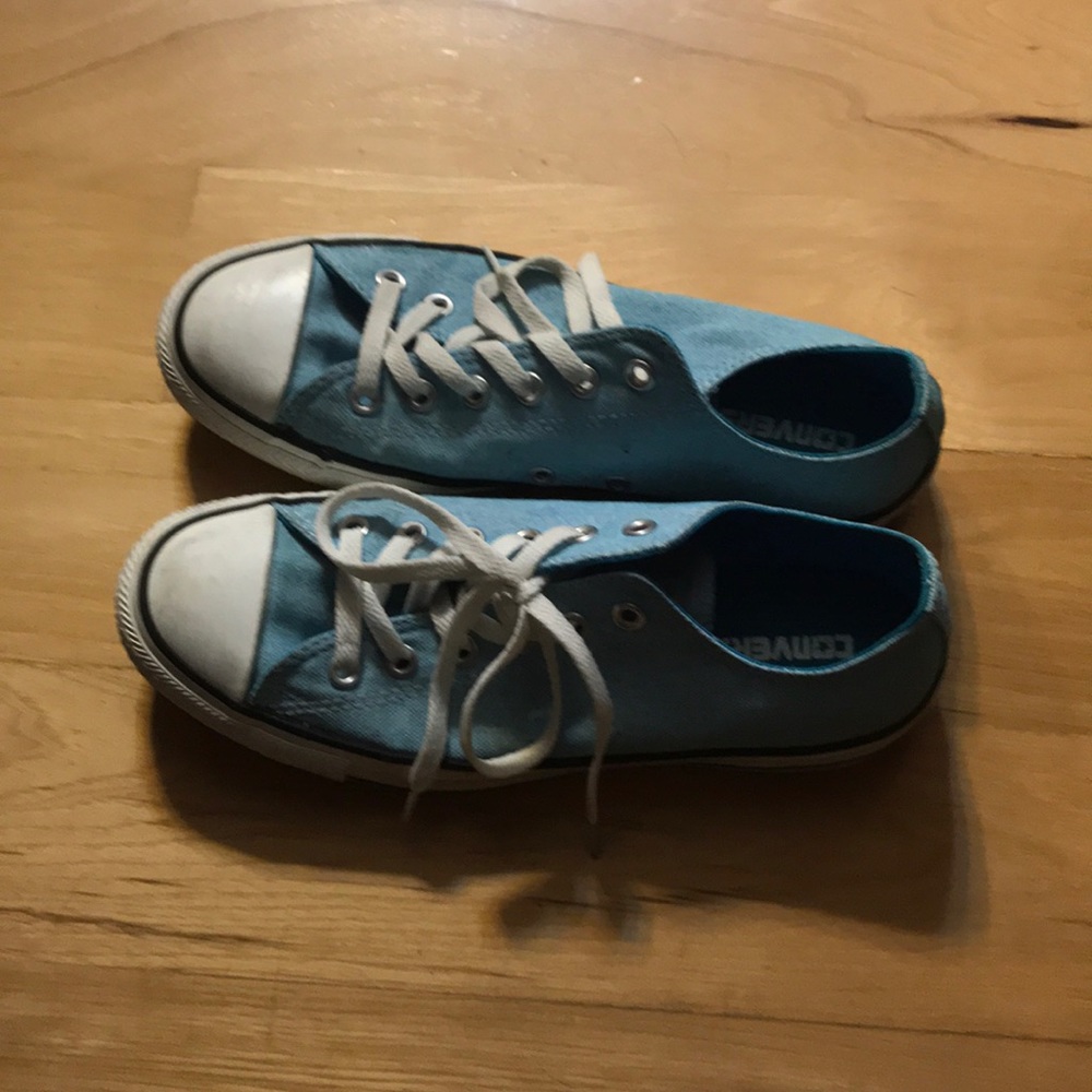 Light blue converse